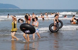 Du Lịch Cửa Lò Tấp Nập Du Khách Dịp Lễ 2/9 Du Lịch Cửa Lò Tấp Nập Du Khách Dịp Lễ 2/9