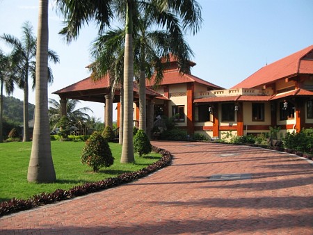 Bãi Lữ Resort Bãi Lữ Resort