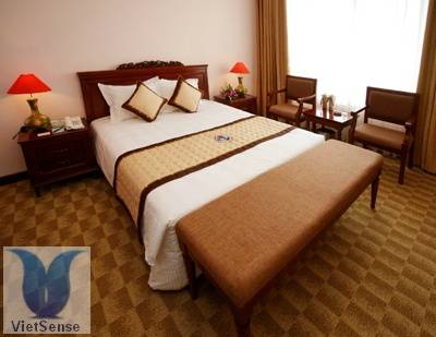 Khách sạn Phương Đông