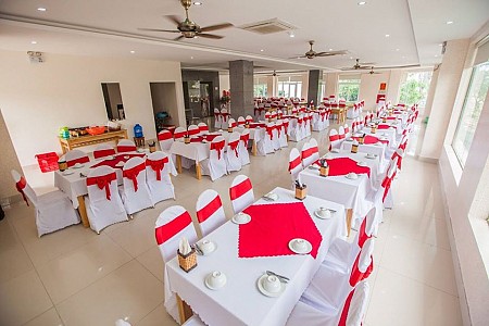 KHÁCH SẠN TRUNG VINH