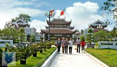 Núi Quyết - Phượng Hoàng Trung Đô Núi Quyết - Phượng Hoàng Trung Đô