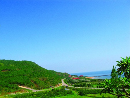 Hà Nội - Cửa Lò - Làng Sen, Làng Hoàng Trù - Viếng Mộ Bà Hoàng Thị Loan | 4 Ngày 3 Đêm 30/4 và 1/5