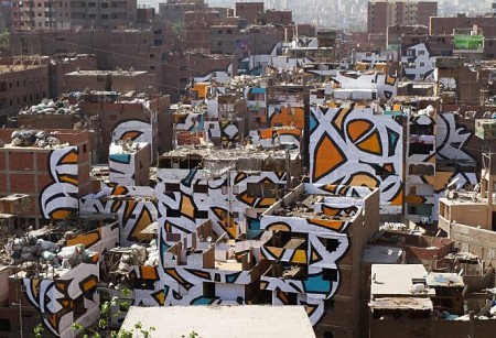 Xem nghệ thuật đường phố khổng lồ giữa thủ đô Ai Cập