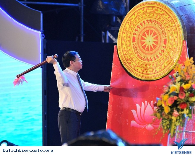 Khai Mạc Lễ Hội Biển Cửa Lò - Ảnh 4 Khai Mạc Lễ Hội Biển Cửa Lò - Ảnh 4