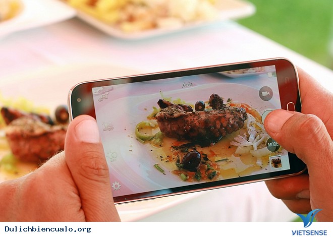 Dùng ánh sáng tự nhiên