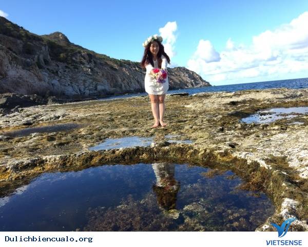 Bãi biển Vạn mê hoặc người dân kỳ nghỉ dịp 30/4 năm - Ảnh 1 Bãi biển Vạn mê hoặc người dân kỳ nghỉ dịp 30/4 năm - Ảnh 1