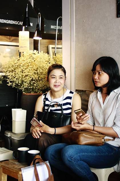 Cà phê từ một chiếc xe đạp đi dạo ở Hà nội - Ảnh 1 Cà phê từ một chiếc xe đạp đi dạo ở Hà nội - Ảnh 1