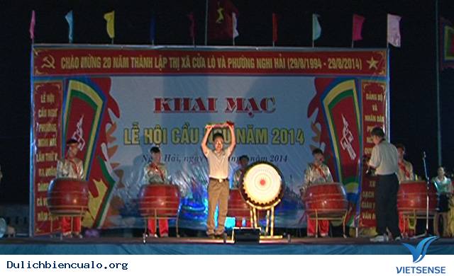 Cửa Lò: Khai Mạc Lễ Hội Cầu Ngư Năm 2014 - Ảnh 1 Cửa Lò: Khai Mạc Lễ Hội Cầu Ngư Năm 2014 - Ảnh 1