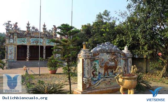 Đền Vạn Lộc - Cửa Lò Đền Vạn Lộc - Cửa Lò