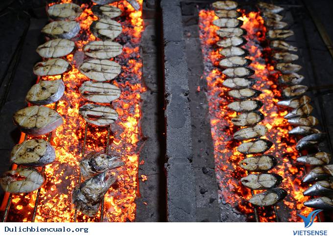 Đột nhập vào làng nướng cá tại Cửa Lò - Ảnh 4 Đột nhập vào làng nướng cá tại Cửa Lò - Ảnh 4