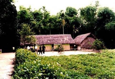 Làng Sen Quê Bác - Ảnh 3