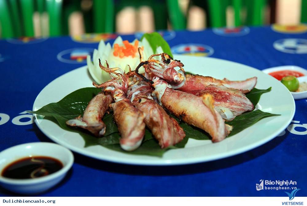 Món ngon làm nức lòng du khách tại Cửa Lò - Ảnh 2 Món ngon làm nức lòng du khách tại Cửa Lò - Ảnh 2
