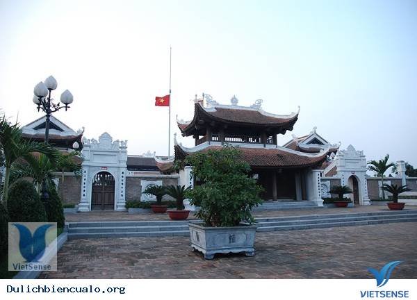 Núi Quyết - Phượng Hoàng Trung Đô Núi Quyết - Phượng Hoàng Trung Đô